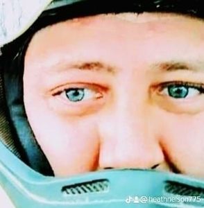 Meet your Posher, Heath